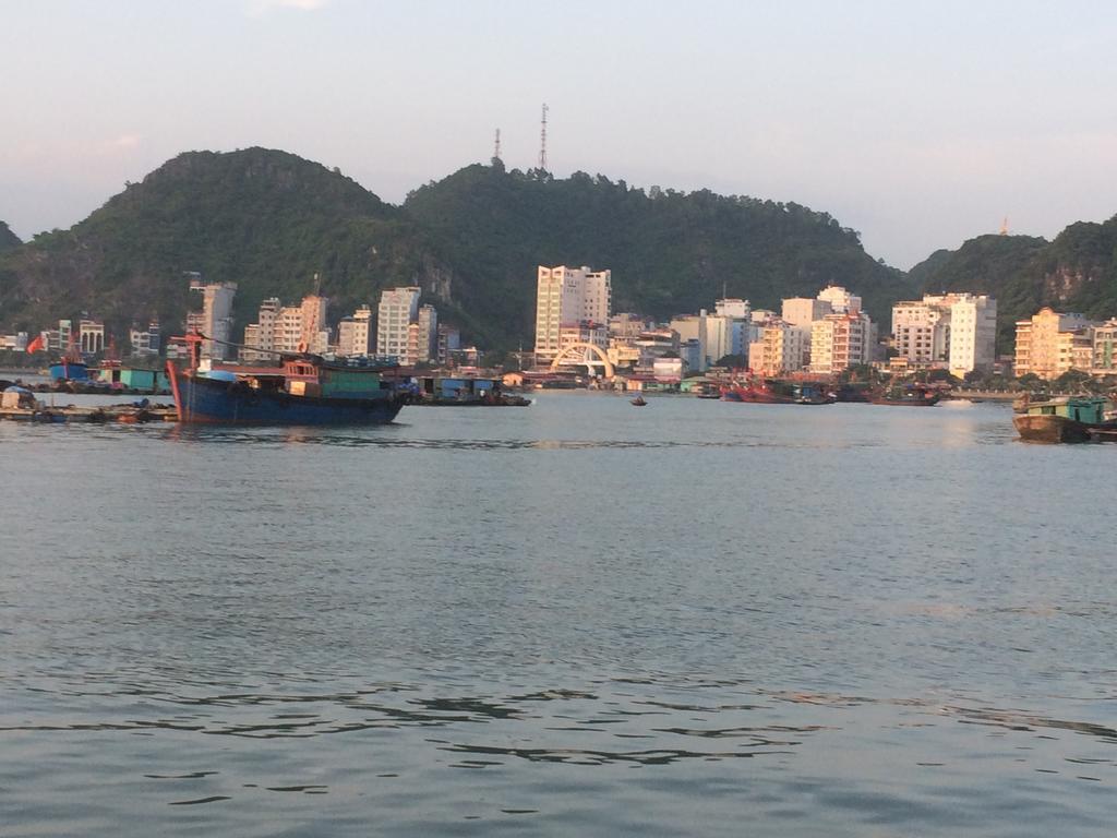 Thanh Tung Hotel Cat Ba Island Exterior foto